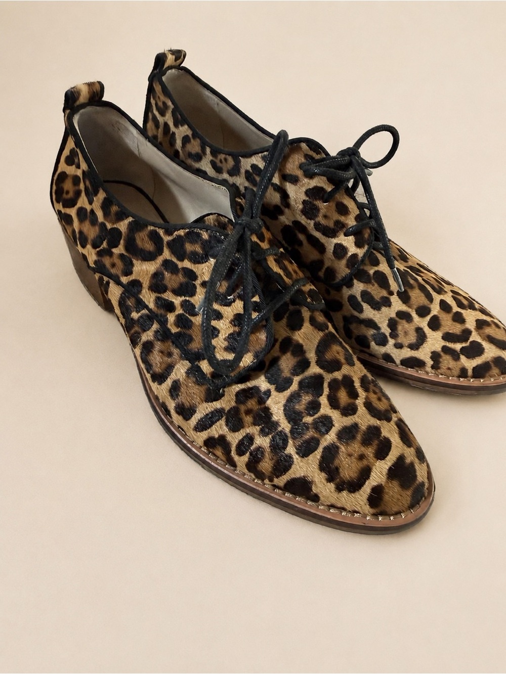 Louise et Cie Fenn Leopard Cow Hair Oxford Shoes Women’s 7M 37.5